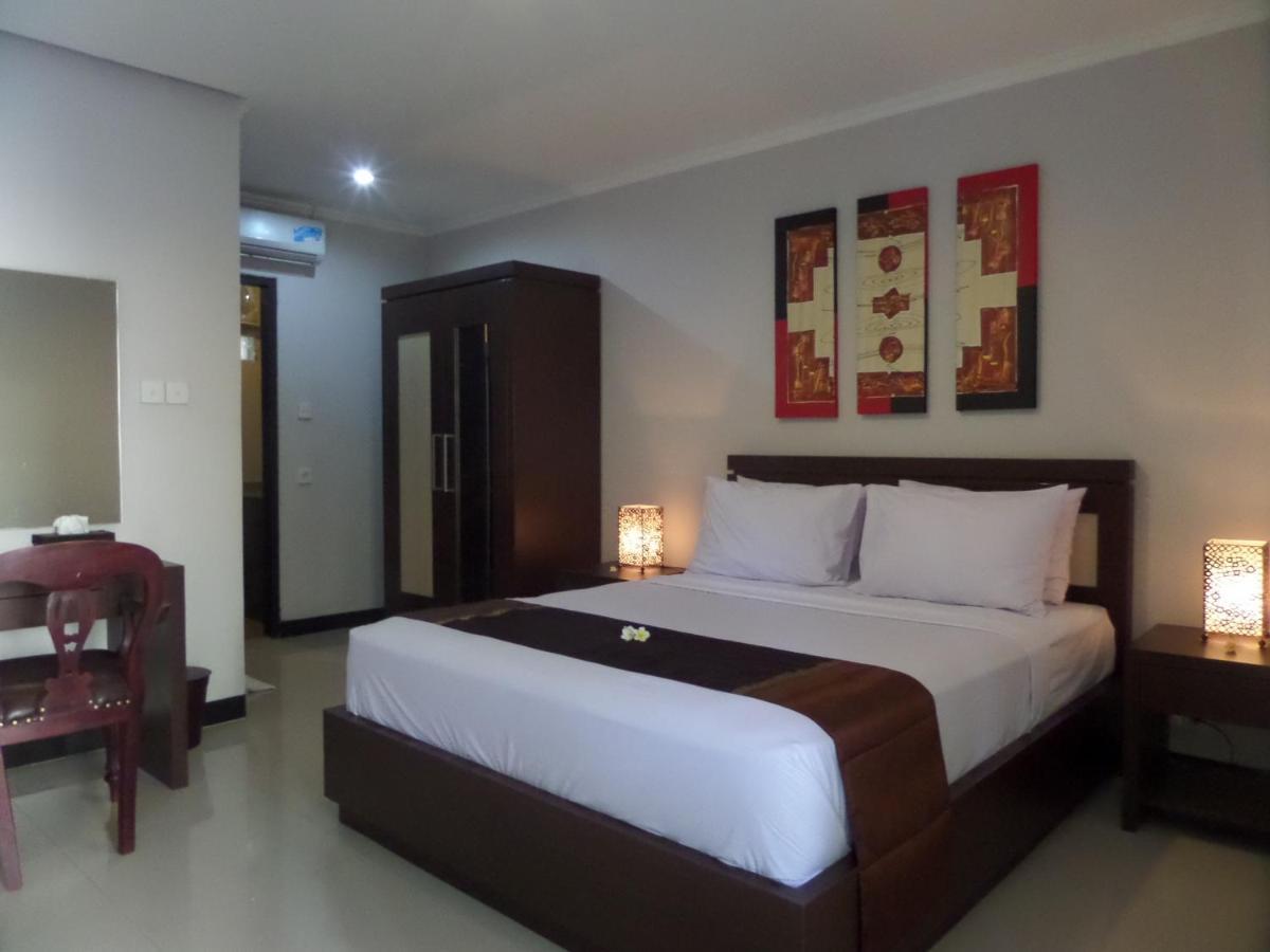 Mansu Hotel And Spa Legian Кута Стая снимка