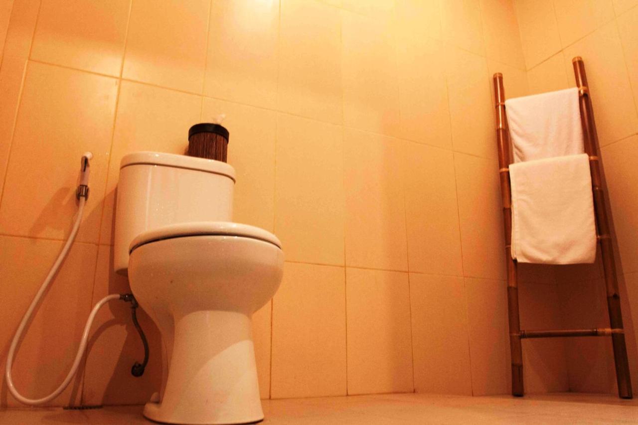 Mansu Hotel And Spa Legian Кута Екстериор снимка
