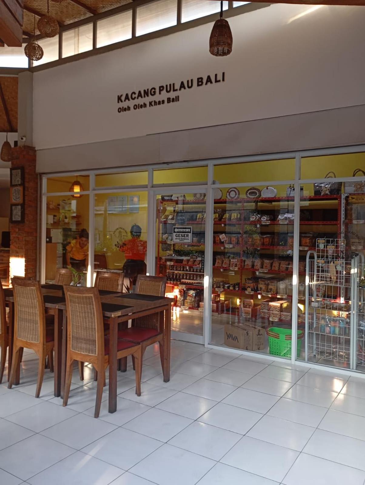 Mansu Hotel And Spa Legian Кута Екстериор снимка